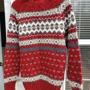 Woolrich  sweater size M 85% wool and 15% Nylon